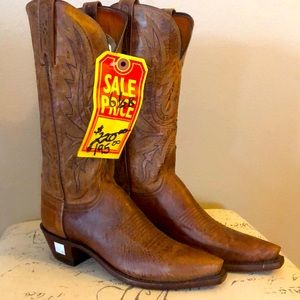 LUCCHESE 1883 WOMEN’S MAD DOG BURNISHED GOAT LEATHER BOOTS